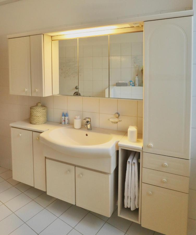 Boho Apartment: Netflix + Balcony + Bathtub 에센 외부 사진