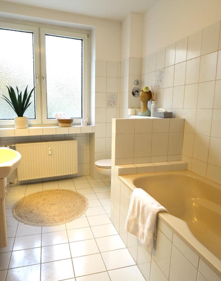 Boho Apartment: Netflix + Balcony + Bathtub 에센 외부 사진
